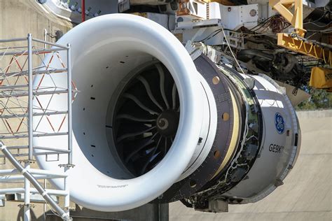 Shake It Off: GE’s Record-Breaking Jet Engine Is A Dust-Busting ...