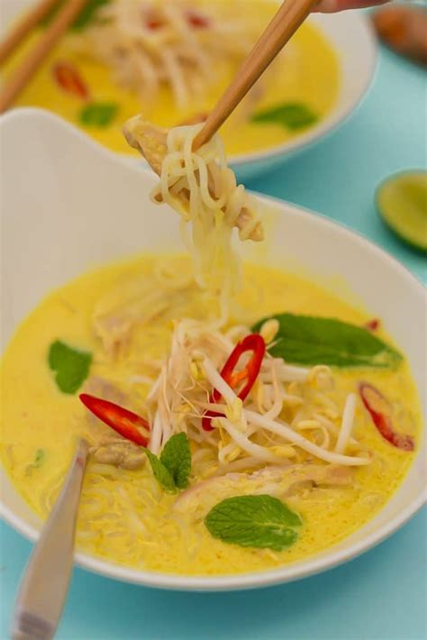 The Best Keto Chicken Laksa Noodle Soup