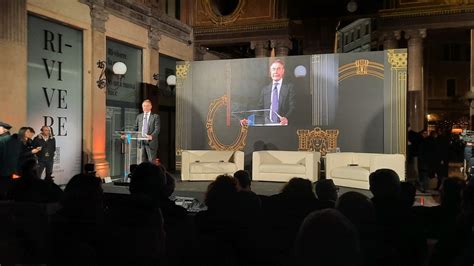 Roma La Galleria Alberto Sordi Si Rinnova La Discussione