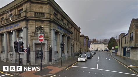 Man 58 Dies After Crash Involving Three Cars And Bus In Airdrie Bbc