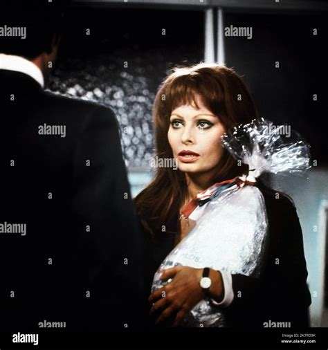 La Mortadella Sophia Loren 1971 Hi Res Stock Photography And Images Alamy