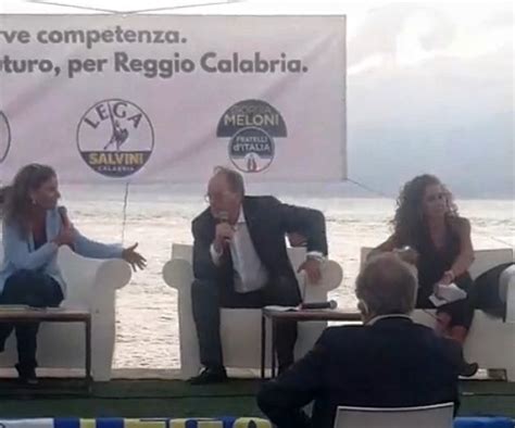 Elezioni Comunali Reggio Calabria Salvini Con Santelli Al Fianco Di