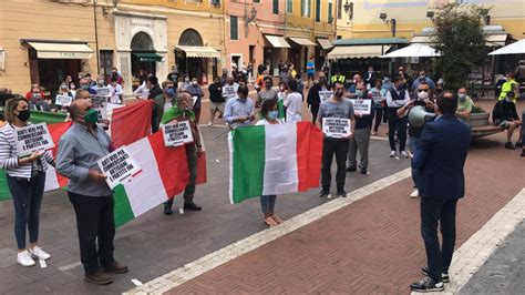 Imperia Tornano In Piazza Le Partite Iva Al Flash Mob Della Lega