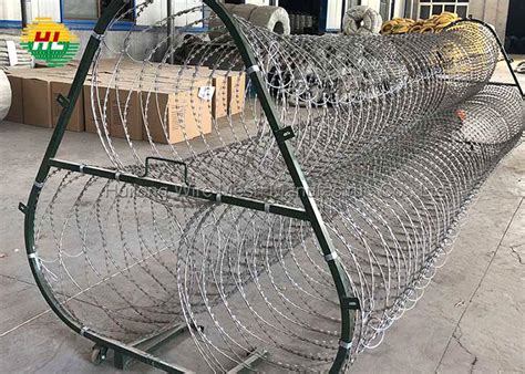 Mm Triple Strand Concertina Wire Heavy Galvanized For Barrier High