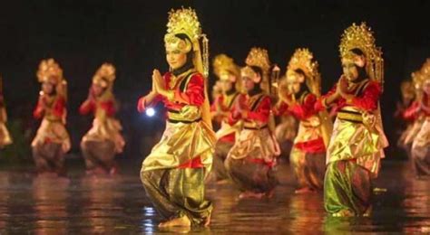 My Wonderful Indonesia : INDONESIAN TRADITIONAL DANCE (JAMBI)