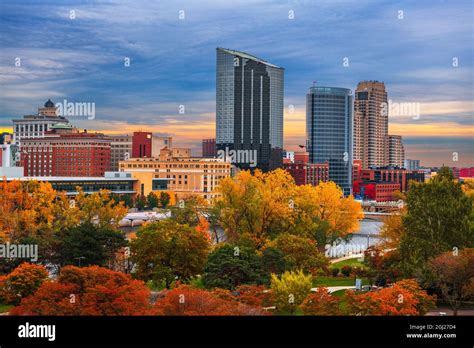 Grand rapids skyline hi-res stock photography and images - Alamy