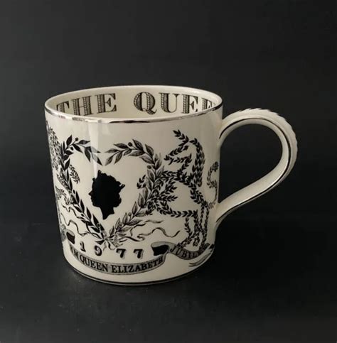 Wedgwood Queen Elizabeth Ii Silver Jubilee Mug Prof Richard