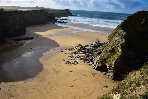 13 best beaches in Newquay: a 2024 guide - Career Gappers