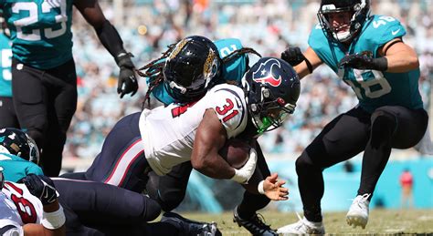 Texans Collect First Win Of Season On Dameon Pierces Late Touchdown