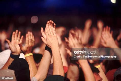 Crowd Clapping Hands Photos And Premium High Res Pictures Getty Images