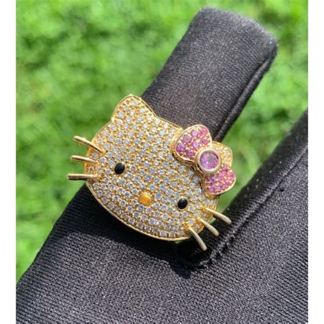 Kimora Lee Simmons Sanrio Hello Kitty 18 Karat Yellow Gold Diamond Ring At 1stdibs Gold Hello