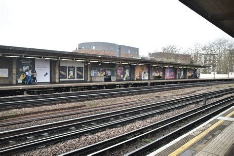 Chiswick Park Station N Chadwick Geograph Britain And Ireland