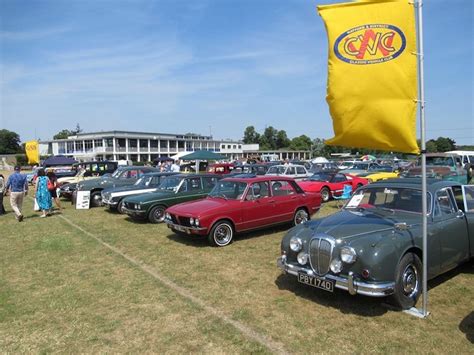 WDCVC Bushey Summer Classic Car Show Hertfordshire - Classic Car Shows UK