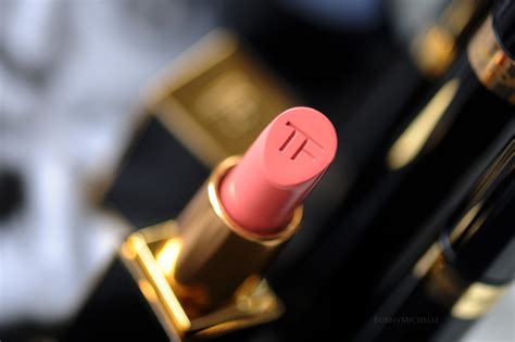 Review Son Tom Ford First Time Hồng Nude Lipstick vn