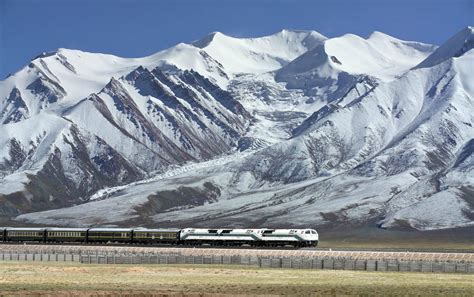 Traveling The Qinghai-Tibet Railway To Tibet - Caravaning Camping