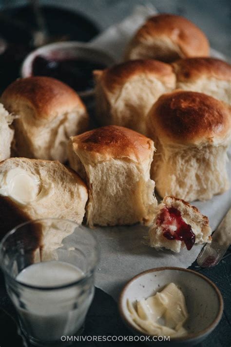 Easy Milk Bread Rolls - Omnivore's Cookbook