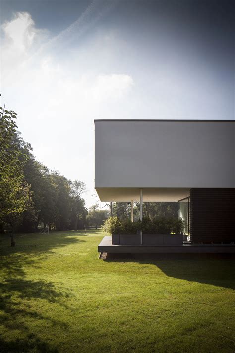Tall Trees House, Esher, London — Fletcher Crane Architects