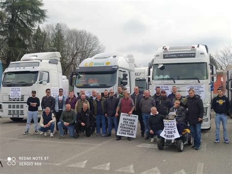 VIDEO FOTO Como Si Blocca Per La Protesta Dei Giostrai Oltre 30 I