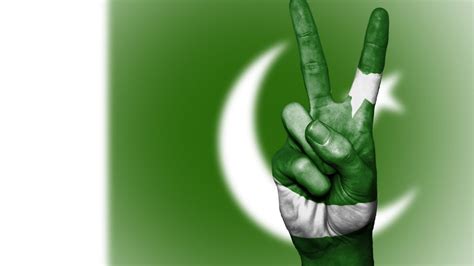 Pak Sar Zameen Shad Bad Full Pakistan National Anthem Lyrics Youtube