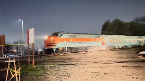 Western Pacific 913 Leading The Polar Express Through Broadway Youtube