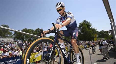 Alaphilippe Gros Coup De Th Tre En Vue