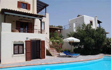 A Luxury House For Rent In Aspros Potamos Crete Estate Aggelakis