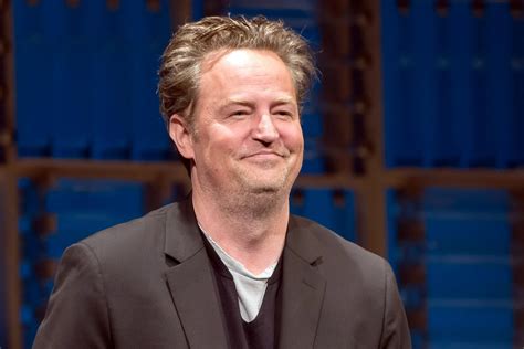 Matthew Perry O Chandler De Friends Morre Aos Anos Mais Goi S