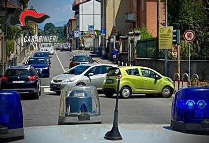 Rapina Un Anziano E Poi Investe Il Padre In Bicicletta Arrestato