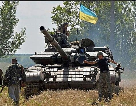 Война России против Украины: аэропорт Донецка остается под полным ...