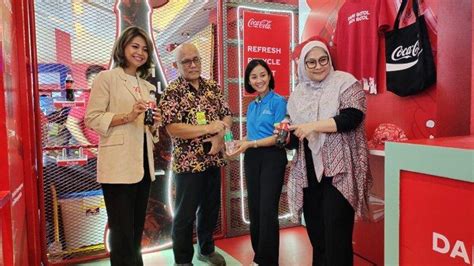 Daur Ulang Plastik Coca Cola Hadirkan Booth Dari Botol Di Jakarta Fair