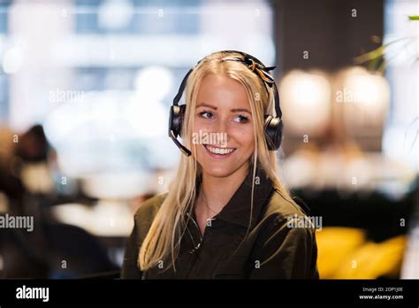 Front Office Reception Hotel Hi Res Stock Photography And Images Alamy