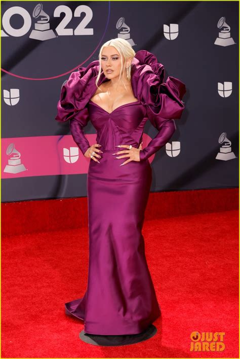 Photo Christina Aguilera Latin Grammy Awards Red Carpet Performance 13