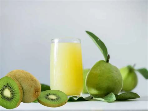 Refrescante Receta De Agua De Kiwi Con Guayaba La Querr S Tomar Diario