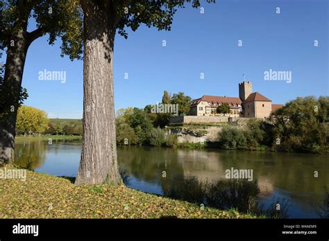 Rathausburg Lauffen Am Neckar Baden W Rttemberg Deutschland Europa