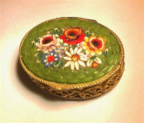 Pristine Vintage Italian Millefiori Micro Mosaic Glass Floral Pill Box