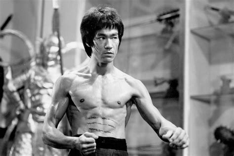 Bruce Lee y la nueva teoría sobre su muerte exceso de agua Marca