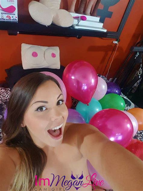 Immeganlive Manyvids Top Award Winner On Twitter Balloons