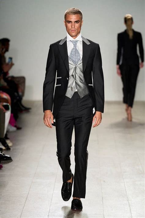 Mens Wedding Suits From 2023 Shows Shiny Eve