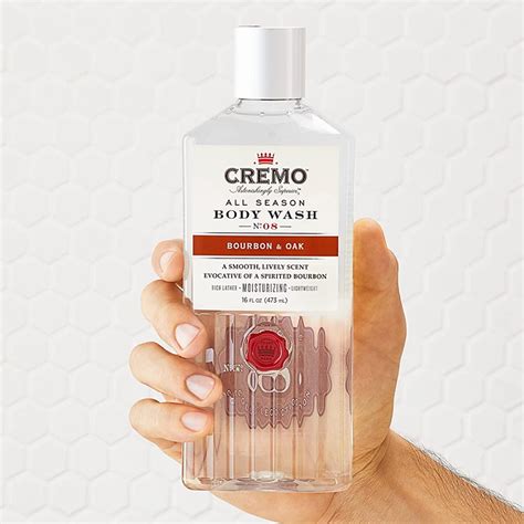 Cremo Rich Lathering Bourbon And Oak Body Wash A Sophisticated Blend Of Distillers Spice Fine