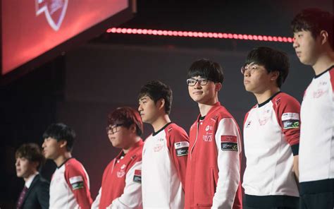 Превью T1 Dplus Kia матч LCK Summer 2023 ODDS