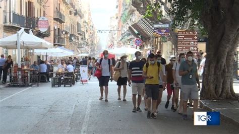 Sicilia da lunedì in zona gialla ecco cosa cambia