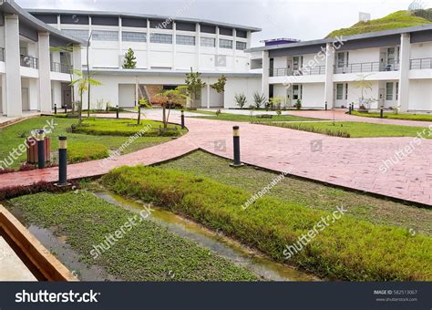 15022017 Universiti Teknologi Mara Campus Bukit Stock Photo 582513067 ...