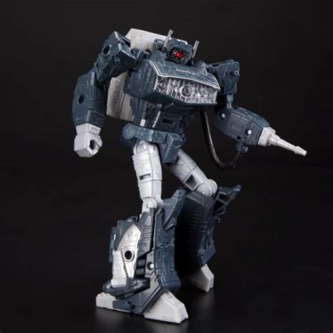 Voyager Class Galactic Man Shockwave Grey Exclusive Transformers