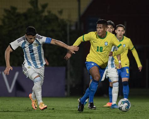 Cbf Futebol On Twitter Estreia Empate No Uruguai Gol De