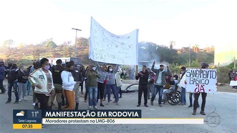 Moradores de Ribeirão das Neves protestam na LMG 806 Bom Dia Minas G1