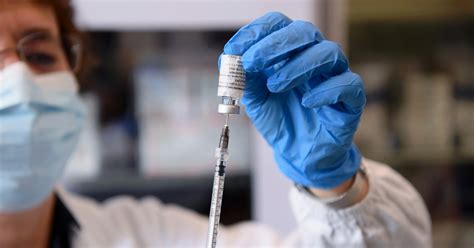 Vaccini Lo Stop A Reithera Costa Caro 20 Milioni Di Euro Buttati Via