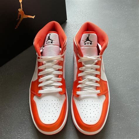 Giày Nam Air Jordan 1 Mid Se Electro Orange Dm3531 800 Sneaker Daily