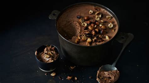 Mousse Au Chocolat Et Aux Noisettes Facile Découvrez Les Recettes De