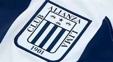 Por qué el escudo de Alianza Lima tiene tres coronas Latina