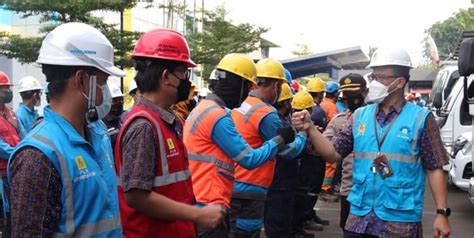 Jelang Nataru Di Banten Petugas Pln Disiagakan